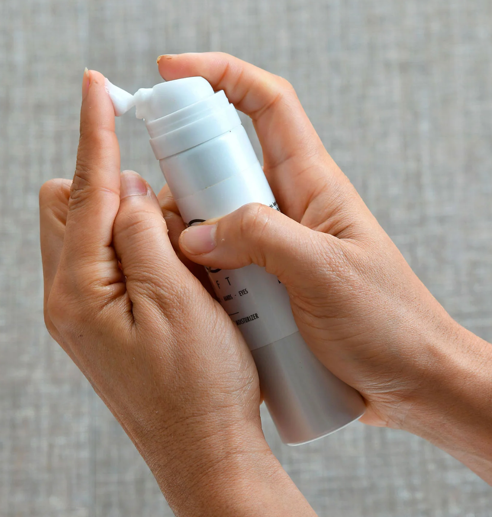 CO2LIFT® Carboxy Mousse Moisturizer